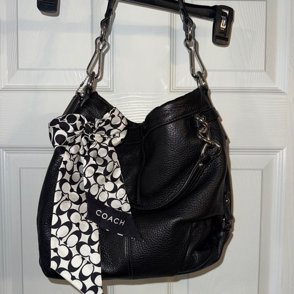 Coach Brooke F17165 Black Pebbled Leather Hobo - Picture 1 of 9